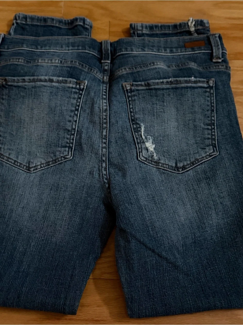 Women’s Ripped  Dark Wash Blue Jeans - Classic Straight Fit Size 13